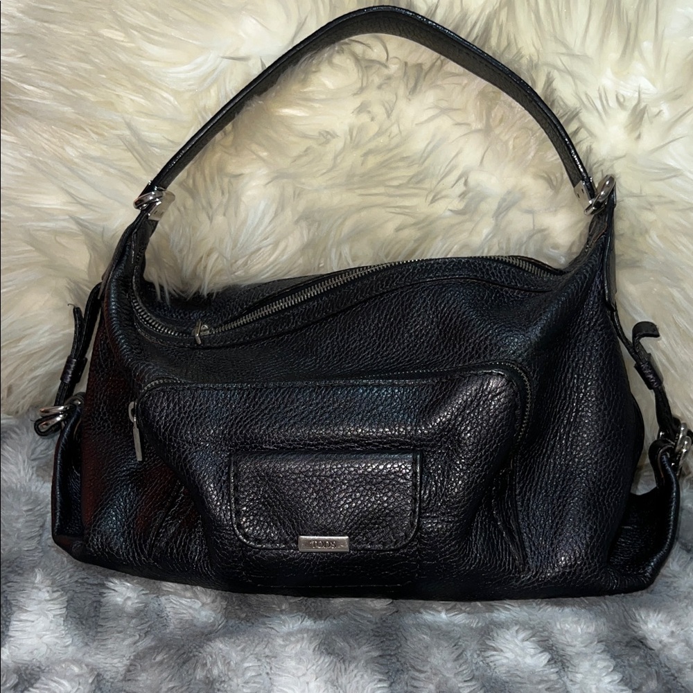Tod’s Black Leather Shoulder Bag